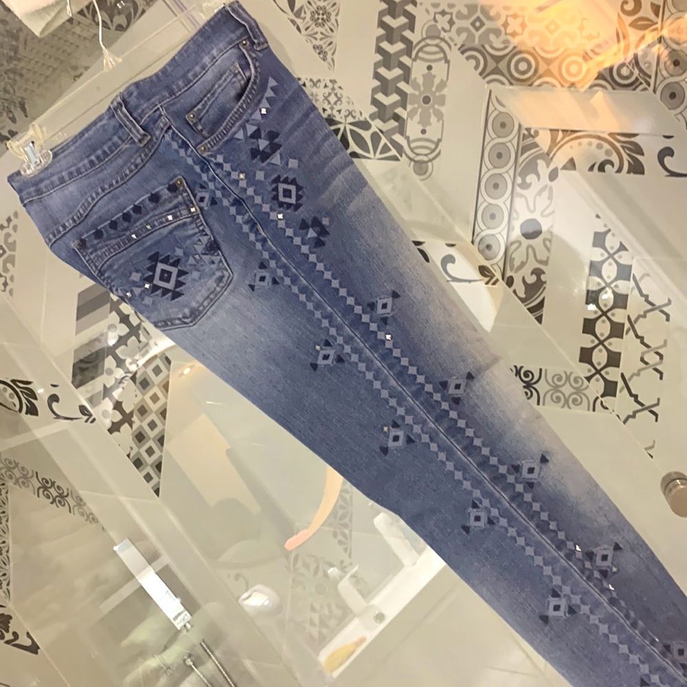 Vintage INC Denim Embroidered Jeans - Picture 4 of 9